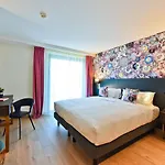 La Port D'antibes & Hotel 4*