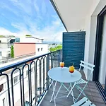 La Port D'antibes & Hotel Antibes