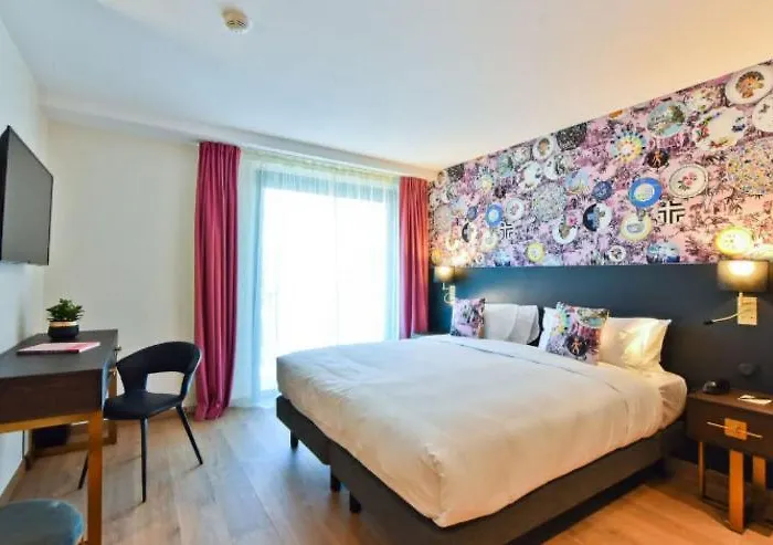 La Port D'antibes & 4*