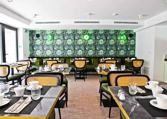 La Port D'antibes & 4* 昂蒂布