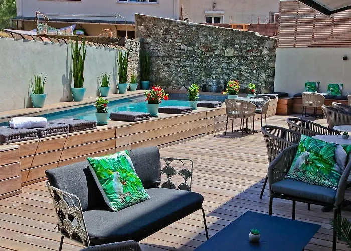 La Port D'antibes & Hotel Antibes