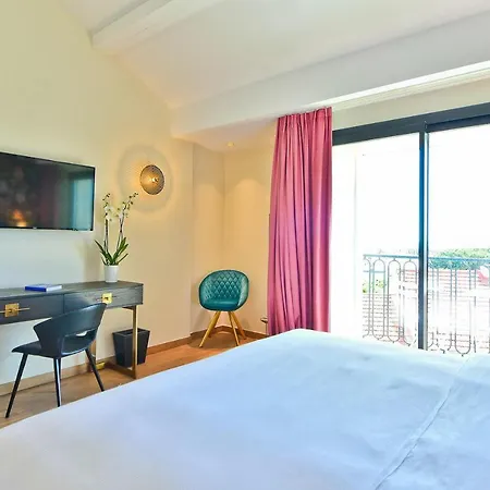 La Port D'antibes & 4* Antibes