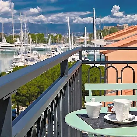 La Port D'antibes & Hotel