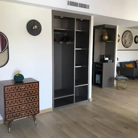 Hotel La Port D'antibes &