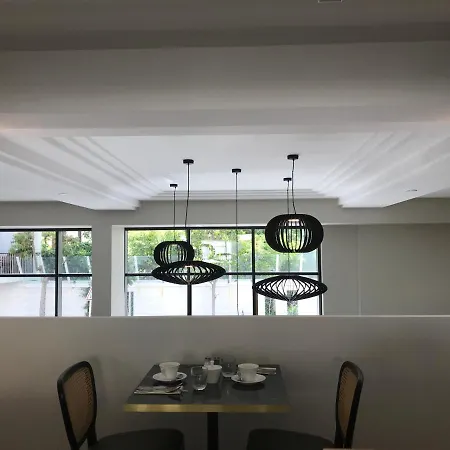 Hotel La Port D'antibes & Antibes