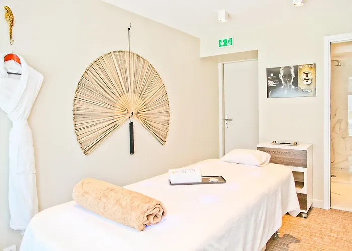 La Port D'antibes & Hotel Antibes