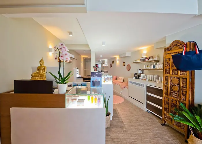 La Port D'antibes & Hotell