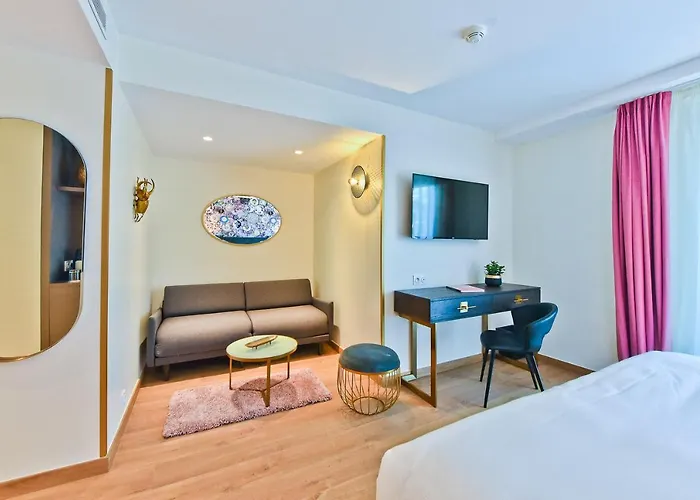 Hotell La Port D'antibes & Antibes