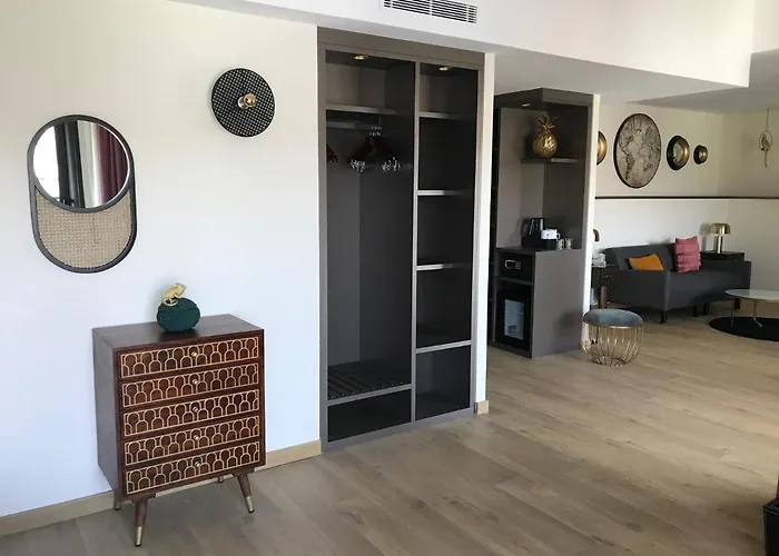 Hotell La Port D'antibes &